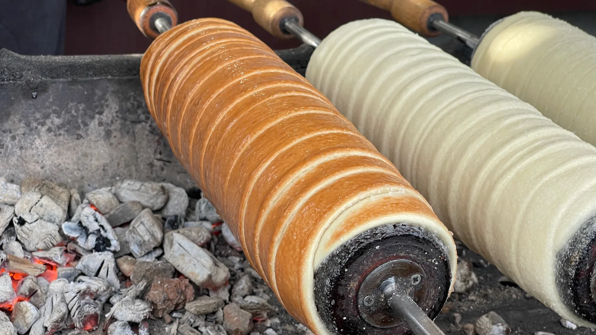 Kürtőskalács SAITOS copt proaspăt